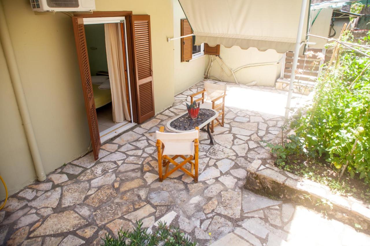 Summer Holidays Никиана Экстерьер фото